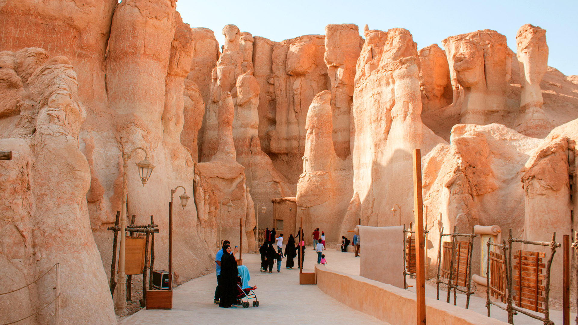زيارة سياحية للسعودية
